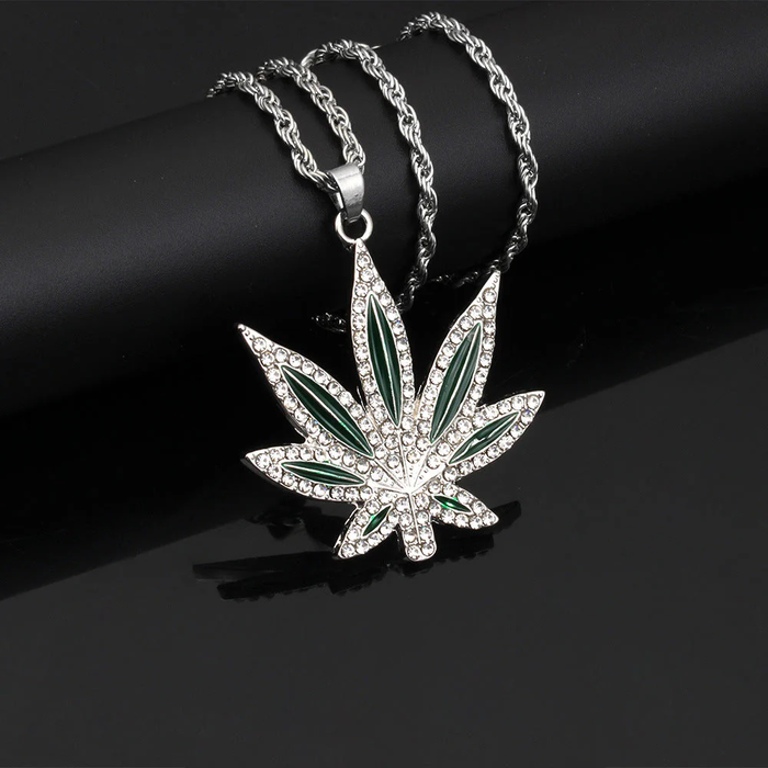 Leaf Pendant Necklace