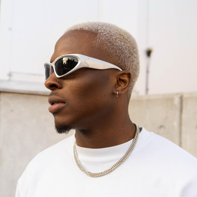 Y2K Wrap Around Grey Sunglasses