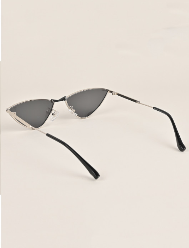 Retro Grey Cat Eye Sunglasses