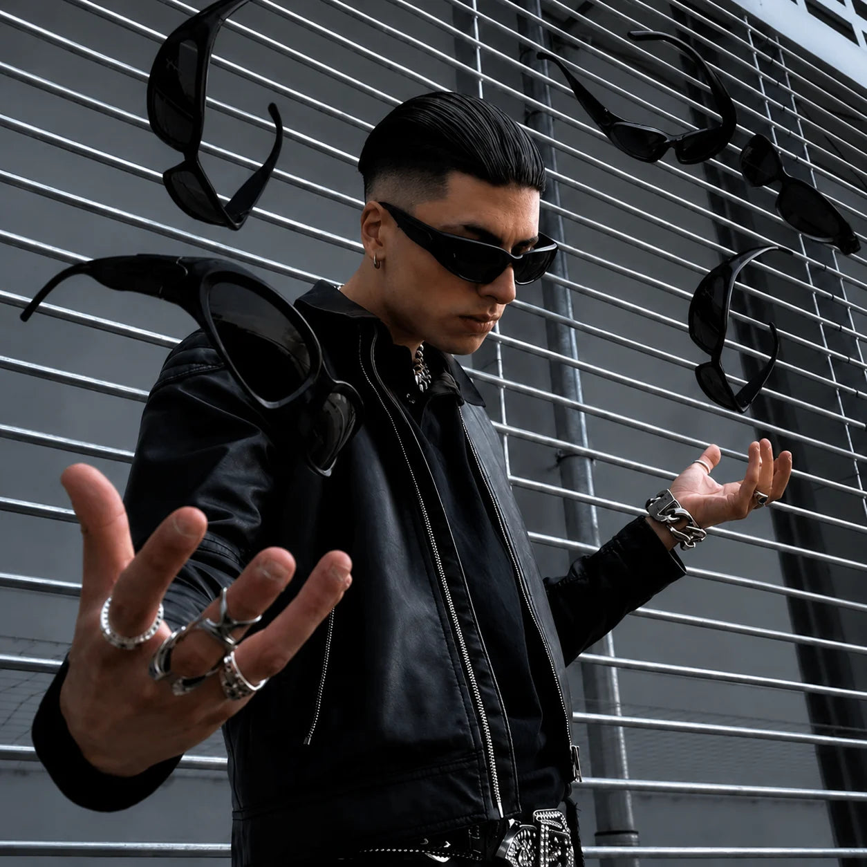 Y2K Black Sunglasses