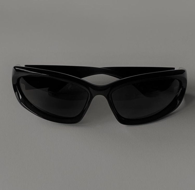 Y2K Black Sunglasses
